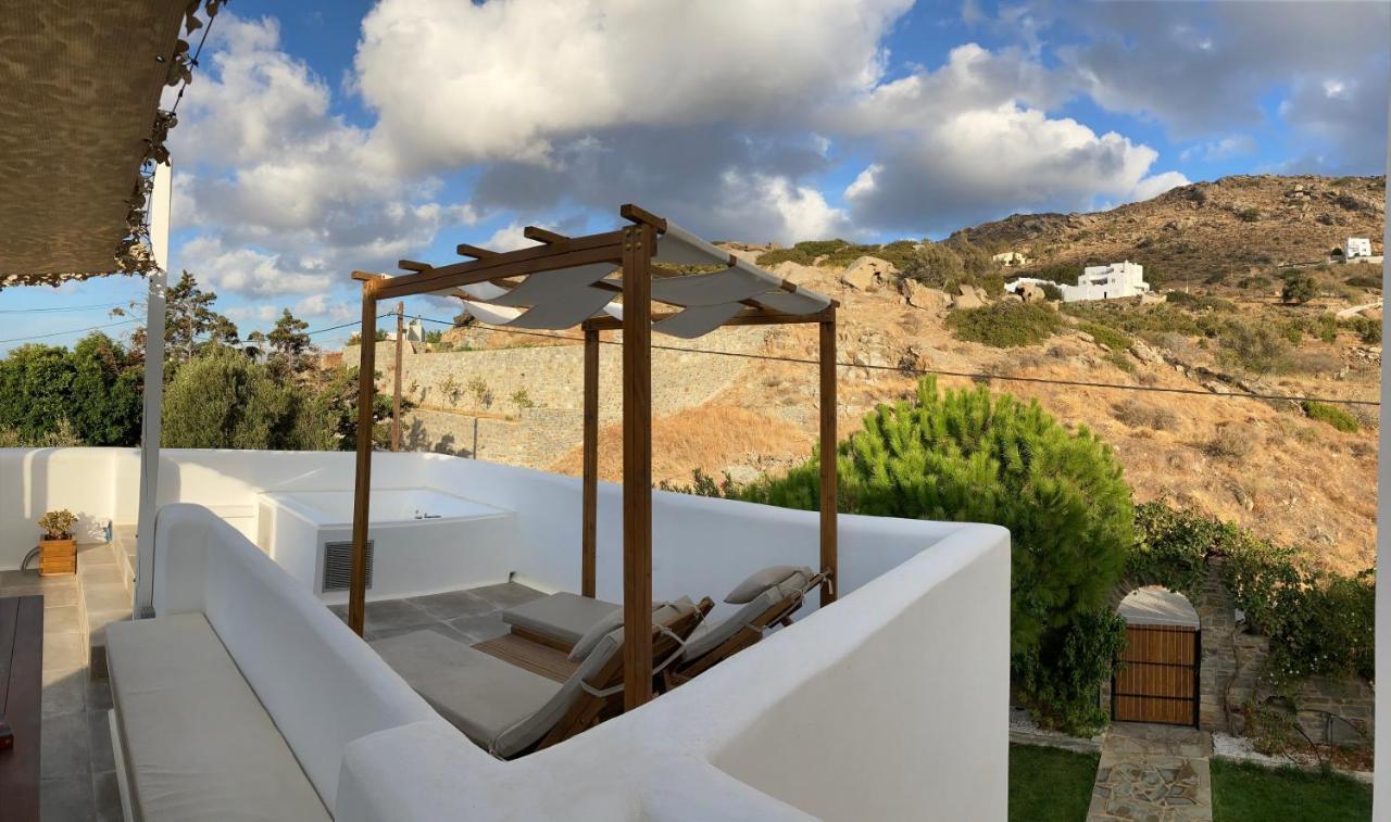 Ninemia Naxos Suites Agios Thaleleos Exterior foto